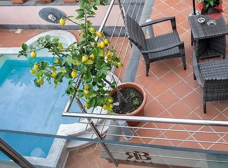 Hotel Borromeo 3*